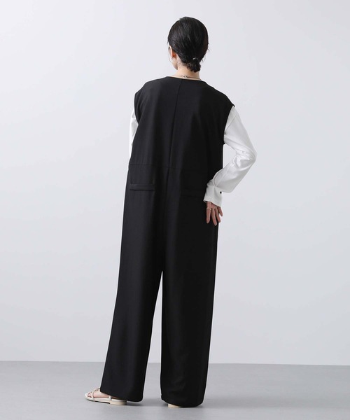 Gready Brilliant（グレディブリリアン）の「Vネックサロペット