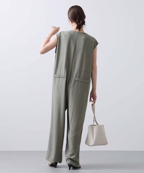 ☆新品未使用☆Gready Brilliant Ｖネックサロペット Gready Brilliant（グレディブリリアン）の「Vネックサロペット