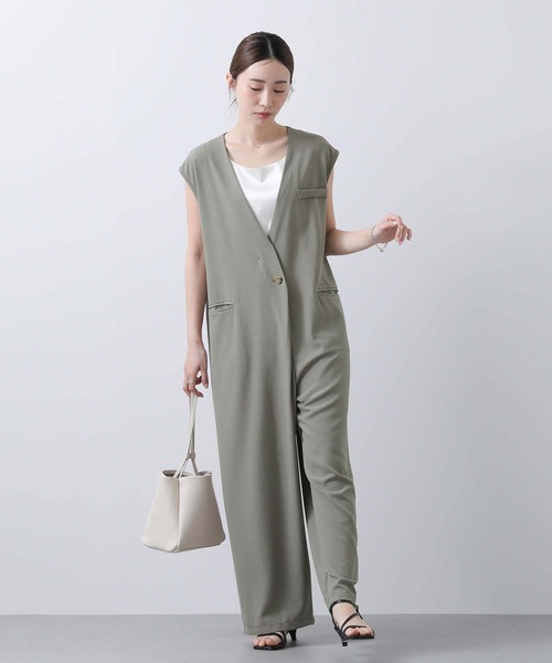 Gready Brilliant（グレディブリリアン）の「Vネックサロペット