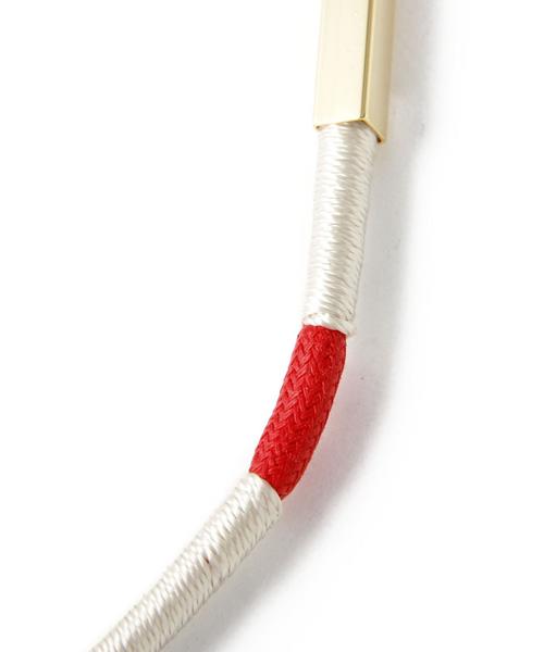 BEAUTY&YOUTH UNITED ARROWS（ビューティーアンドユースユナイテッドアローズ）の「BY 2トーンメタルバーコンビネックレス◆（ネックレス・レディース・レッド/コバルトブルー・フリー）」の4枚目の写真