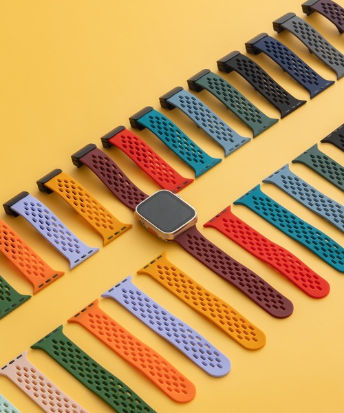 emonique(エモニーク)の「シリコン製 通気性良いメッシュ Apple Watch バンド スマートウォッチバンド【38/40/41/42/44/45/49mm対応】(デジタル腕時計・メンズ・イエロー/グレイッシュベージュ/ライトブルー/ライラック/ブラック/ネイビー/ミント/ターコイズブルー/グレー/ダークグリーン/ライトグレー/グリーン/ワインレッド/ピンク/レッド/ホワイト/パープル/オレンジ・42/38)」の22枚目の写真
