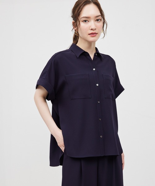 ROPE'（ロペ）の「【新色追加】トリアセバックサテンフラップシャツ/セットアップ対応【メディア掲載】（シャツ/ブラウス・レディース・ブラック/ベージュ/ネイビー・36/38）」の3枚目の写真