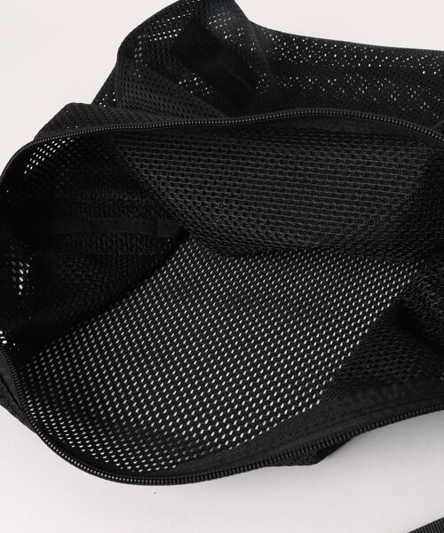 ADAM PATEK(アダムパテック)の「★ADAM PATEK★ mesh shoulder bag/メッシュショルダーバッグ(ショルダーバッグ・メンズ・ブラック・FREE)」の4枚目の写真