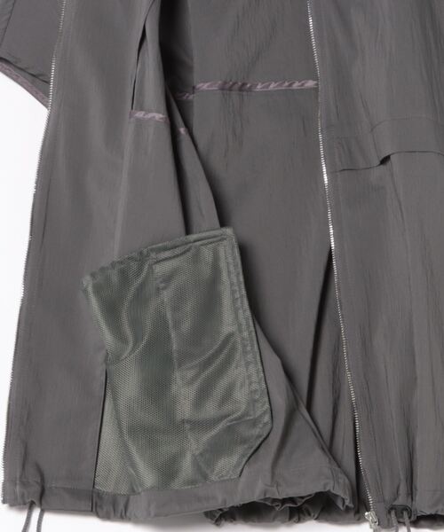 Munich（ミューニック）の「コットンナイロンタイプライタースリーブレスブルゾン（ブルゾン・レディース・ダークグレー/ホワイト/ベージュ・FREE）」の14枚目の写真