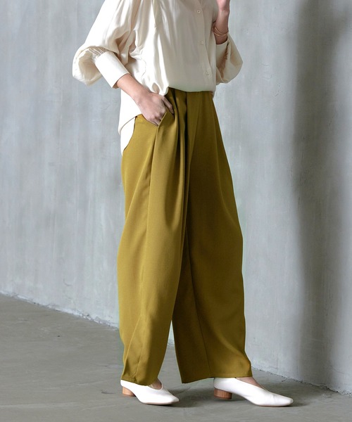 itto...(イット)の「リネンライク裾スリットワイドパンツ(スラックス・レディース・ベージュ/カーキ/イエロー・M/L)」の15枚目の写真