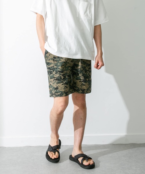 URBAN RESEARCH Sonny Label（アーバンリサーチサニーレーベル）の「総柄ベイカーショートパンツ（その他パンツ・メンズ・ベージュ系その他/グリーン系その他/ホワイト系その他・MEDIUM/LARGE）」の13枚目の写真