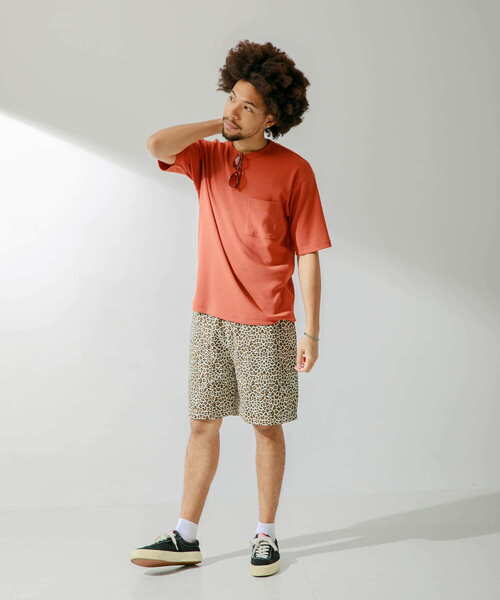 URBAN RESEARCH Sonny Label（アーバンリサーチサニーレーベル）の「総柄ベイカーショートパンツ（その他パンツ・メンズ・ベージュ系その他/グリーン系その他/ホワイト系その他・MEDIUM/LARGE）」の17枚目の写真