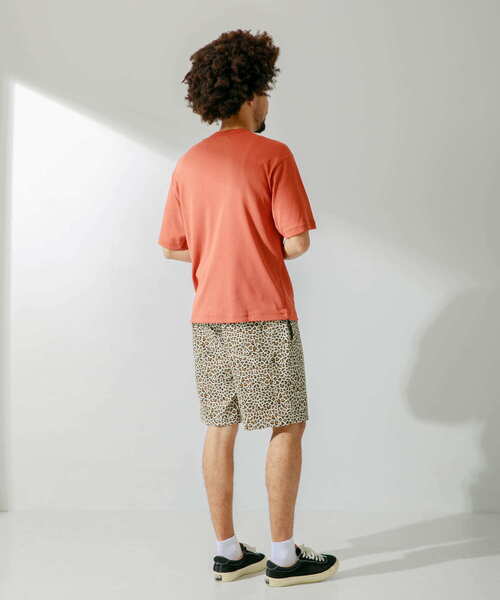 URBAN RESEARCH Sonny Label（アーバンリサーチサニーレーベル）の「総柄ベイカーショートパンツ（その他パンツ・メンズ・ベージュ系その他/グリーン系その他/ホワイト系その他・MEDIUM/LARGE）」の18枚目の写真