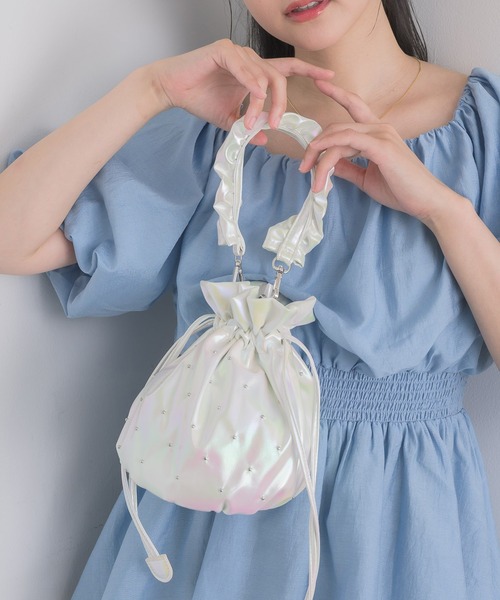 RETRO GIRL(レトロガール)の「オーロラ巾着2WAYバッグ(ショルダーバッグ・レディース・オフホワイト/シルバー/ブラック・ONE SIZE)」の2枚目の写真