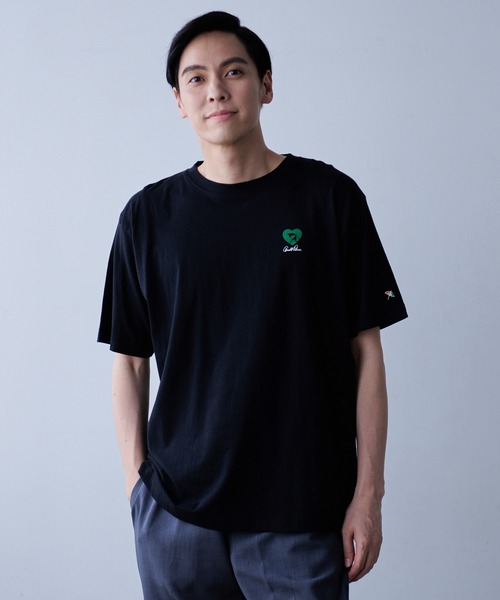 Arnold Palmer(アーノルドパーマー)の「ハートモチーフ シェア ロゴ Tシャツ(Tシャツ/カットソー・レディース・ホワイト/ブラック/グリーン・XS/LL/L/M/S)」の2枚目の写真