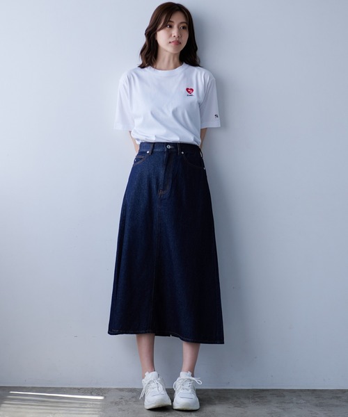 Arnold Palmer(アーノルドパーマー)の「ハートモチーフ シェア ロゴ Tシャツ(Tシャツ/カットソー・レディース・ホワイト/ブラック/グリーン・XS/LL/L/M/S)」の12枚目の写真