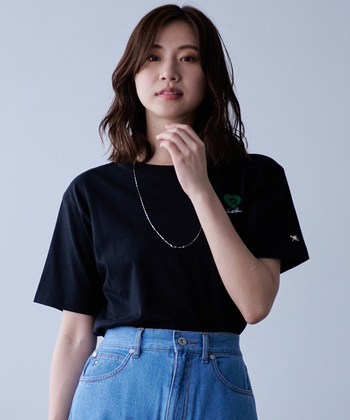 Arnold Palmer(アーノルドパーマー)の「ハートモチーフ シェア ロゴ Tシャツ(Tシャツ/カットソー・レディース・ホワイト/ブラック/グリーン・XS/LL/L/M/S)」の7枚目の写真