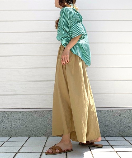 Q(キュー)の「フレアワイドパンツ(その他パンツ・レディース・ベージュ/マスタード/ブラック・MEDIUM)」の22枚目の写真