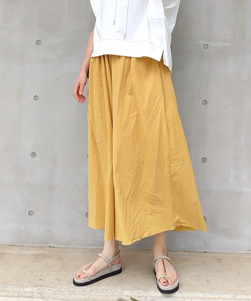 Q(キュー)の「フレアワイドパンツ(その他パンツ・レディース・ベージュ/マスタード/ブラック・MEDIUM)」の7枚目の写真