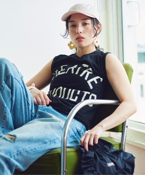 THEATRE PRODUCTS（シアタープロダクツ）の「THEATREPRODUCTSロゴプリントタンクトップ（タンクトップ・レディース・ホワイト/ブラック・FREE）」の4枚目の写真