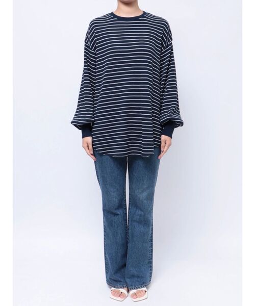 Ungrid(アングリッド)の「【WEB限定】スリーブボリュームワッフルボーダーロングスリーブTee(Tシャツ/カットソー・レディース・ネイビー/グリーン/レッド・FREE)」の11枚目の写真