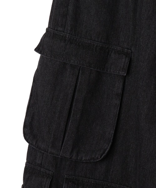 Figments(フィグメンツ)の「マルチカーゴワイドデニムパンツ(デニムパンツ・レディース・ブラック・MEDIUM/LARGE)」の14枚目の写真