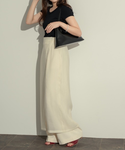 NEUNA（ヌナ）の「レイヤードシアーラップスカート（スカート・レディース・アイボリー/チャコールグレー/ブラック・FREE/SMALL）」の12枚目の写真