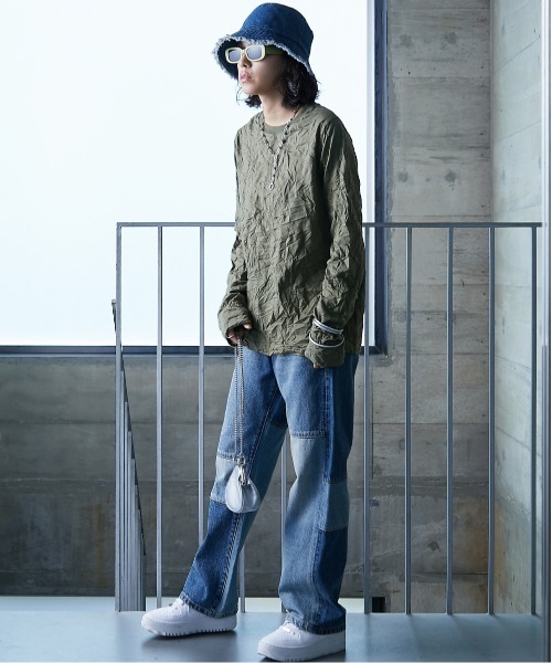 GEVS.(ジェイヴィス)の「 しわ加工クルーネックカットソープルオーバー <大きいサイズ有>GEVS.(Tシャツ/カットソー・レディース・カーキ/オフホワイト/ブラック・LL/L/M/5L/4L/3L)」の4枚目の写真