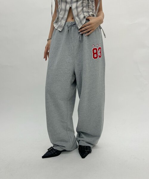 WHO'S WHO gallery（フーズフーギャラリー）の「ナンバリングスウェパン /セットアップ対応可（スウェットパンツ・レディース・ブラック/ライトグレー/ネイビー/グレー/カーキ・FREE）」の18枚目の写真