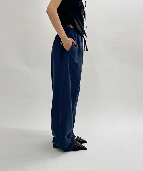 WHO'S WHO gallery（フーズフーギャラリー）の「ナンバリングスウェパン /セットアップ対応可（スウェットパンツ・レディース・ブラック/ライトグレー/ネイビー/グレー/カーキ・FREE）」の6枚目の写真