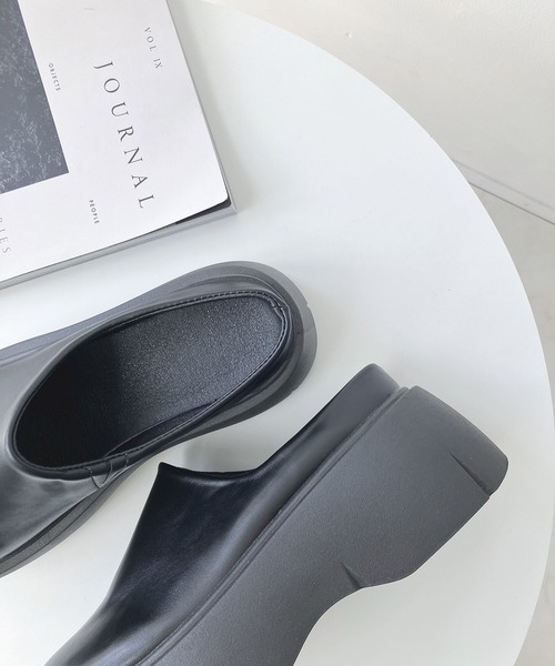 AS KNOW AS plus（アズノゥアズプラス）の「厚底バックオープンサボ（サンダル・レディース・ブラック/ブラウン・M/L）」の8枚目の写真