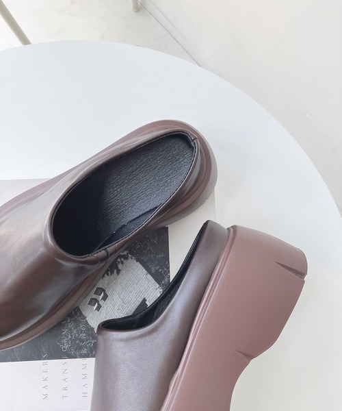 AS KNOW AS plus（アズノゥアズプラス）の「厚底バックオープンサボ（サンダル・レディース・ブラック/ブラウン・M/L）」の11枚目の写真