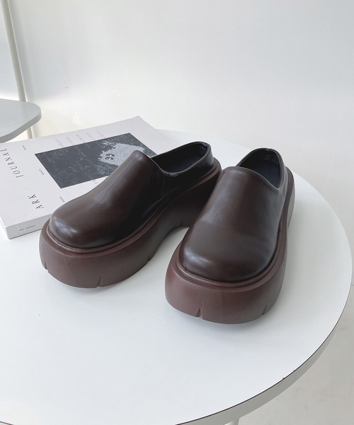 AS KNOW AS plus（アズノゥアズプラス）の「厚底バックオープンサボ（サンダル・レディース・ブラック/ブラウン・M/L）」の12枚目の写真