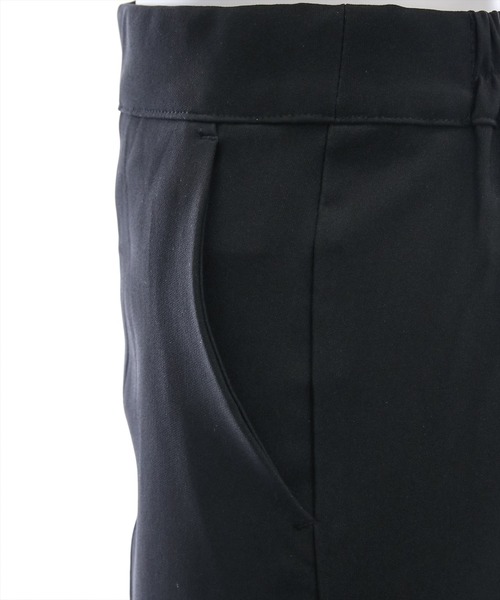 clear（クリア）の「ストレッチセミフレアパンツ [美脚シルエット スタイルアップ 脚長 オフィスカジュアルにも]≪2024AW新作≫（スラックス・レディース・ブラック/アイボリー・M/S）」の4枚目の写真