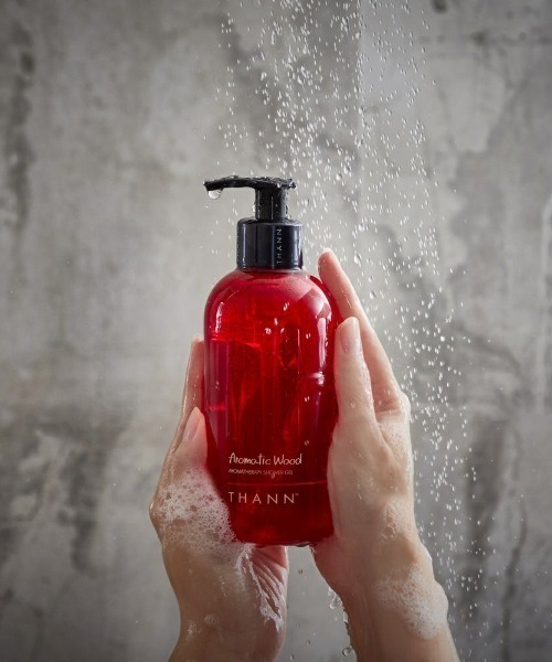 シャワージェルAW（石鹸/ボディソープ）｜THANN（タン）のファッション