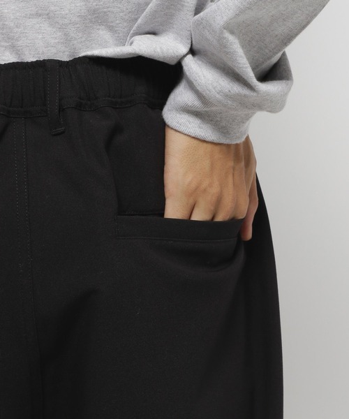 niko and...（ニコアンド）の「TRツータックバルーンパンツ（スラックス・メンズ・ブラック/ベージュ/チャコール・LARGE/MEDIUM）」の9枚目の写真