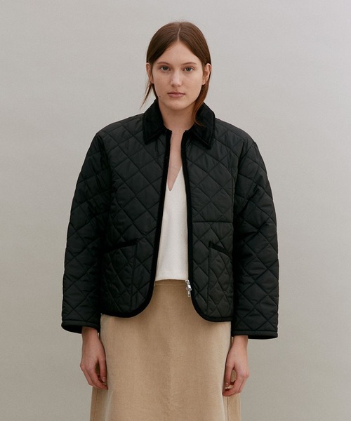 LAVENHAM(ラベンハム)の「Teynham Womens / テイナム ウィメンズ(その他アウター・レディース・ネイビー/チョコ/ダークブラック/ブラック/オフホワイト/ベージュ系その他4/ベージュ系その他・10/16/14/12/8/6)」の18枚目の写真