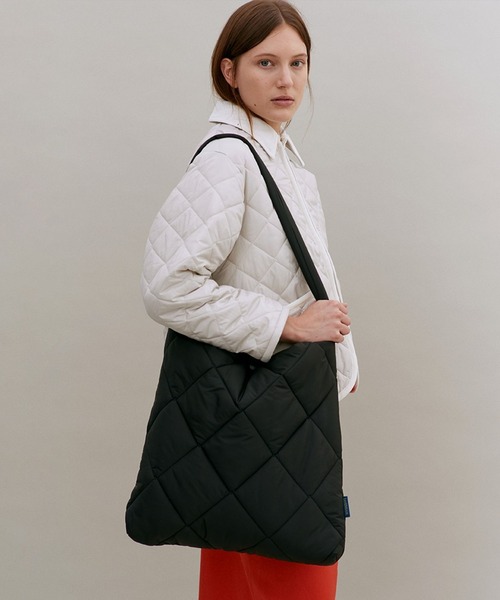 LAVENHAM(ラベンハム)の「Teynham Womens / テイナム ウィメンズ(その他アウター・レディース・ネイビー/チョコ/ダークブラック/ブラック/オフホワイト/ベージュ系その他4/ベージュ系その他・10/16/14/12/8/6)」の22枚目の写真