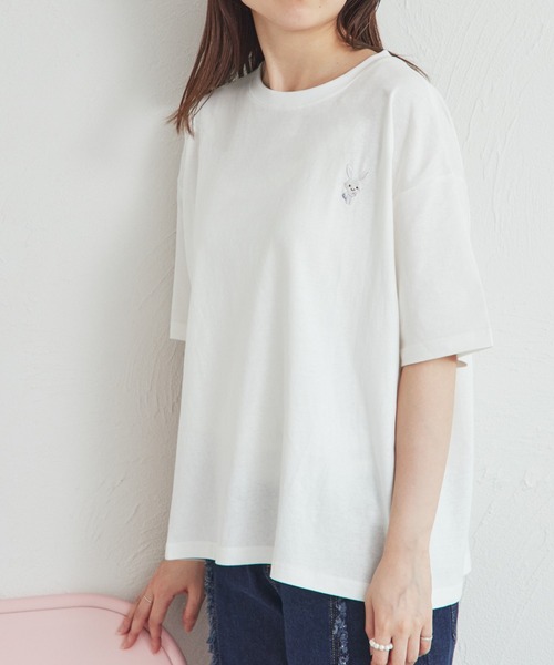 pairmanon(ペアマノン)の「【シナモロール】【ウィッシュミーメル】リンクコーデ 大人 ワンポイント刺繍Tシャツ(Tシャツ/カットソー・レディース・ホワイト系その他/ホワイト系その他2・FREE)」の2枚目の写真