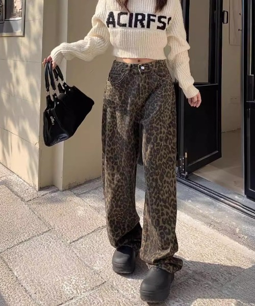 セール】ヒョウ柄 ワイドストレートデニムパンツ（デニムパンツ
