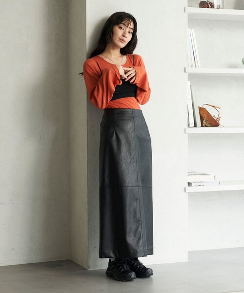 FREAK'S STORE(フリークスストア)の「FREAK’S STORE/フリークスストア The Yarn. ガーゼ天竺 バックオープンロングT(Tシャツ/カットソー・レディース・オレンジ/オフホワイト・フリ-)」の13枚目の写真