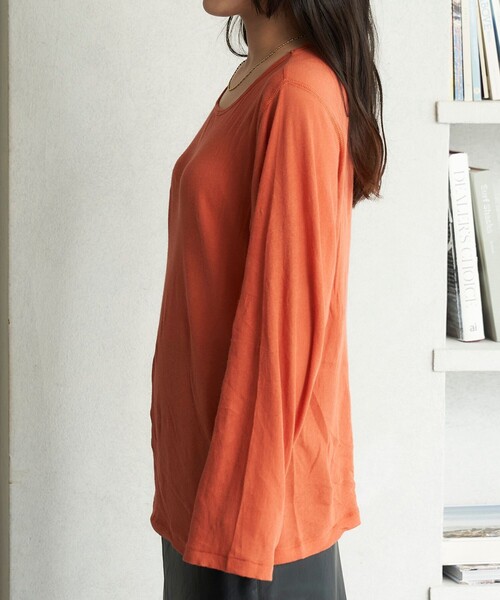 FREAK'S STORE(フリークスストア)の「FREAK’S STORE/フリークスストア The Yarn. ガーゼ天竺 バックオープンロングT(Tシャツ/カットソー・レディース・オレンジ/オフホワイト・フリ-)」の18枚目の写真