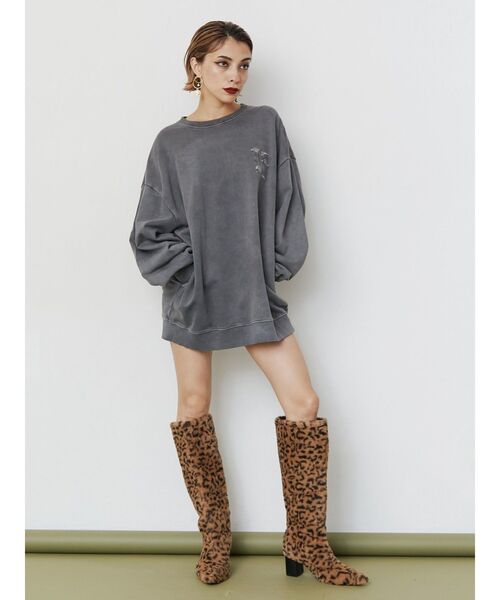 EVRIS（エヴリス）の「Eロゴピグメントオーバーサイズスウェット（スウェット・レディース・レッド/ネイビー/グレー・FREE）」の6枚目の写真