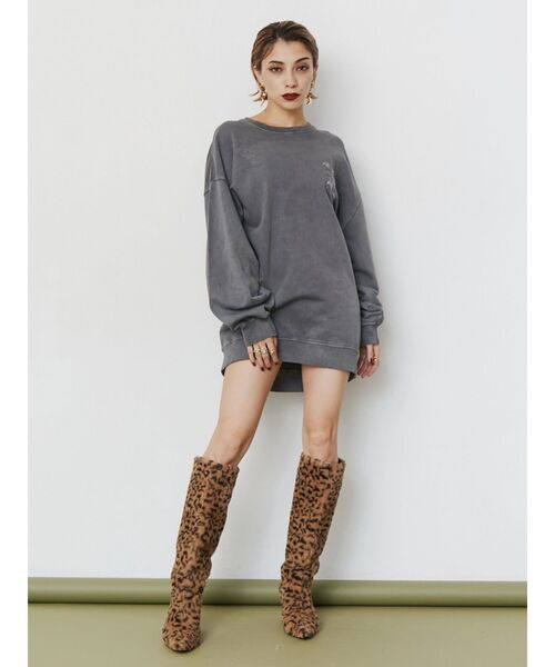 EVRIS（エヴリス）の「Eロゴピグメントオーバーサイズスウェット（スウェット・レディース・レッド/ネイビー/グレー・FREE）」の7枚目の写真