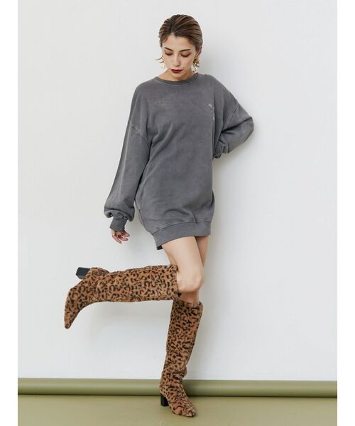 EVRIS（エヴリス）の「Eロゴピグメントオーバーサイズスウェット（スウェット・レディース・レッド/ネイビー/グレー・FREE）」の8枚目の写真