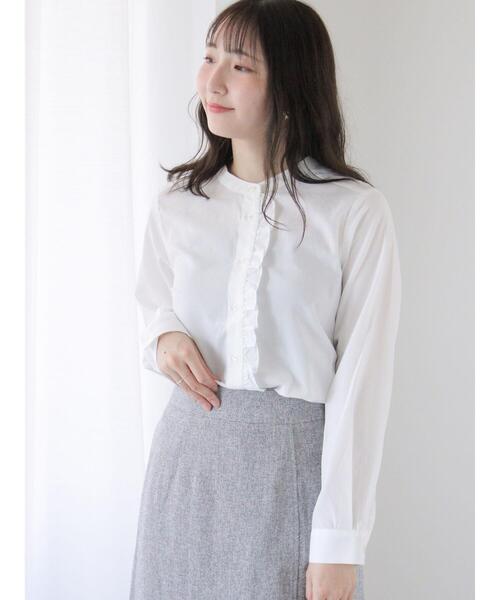 Te chichi TERRASSE（テチチテラス）の「バンドカラー前立てフリルブラウス（シャツ/ブラウス・レディース・オフホワイト/ネイビー/サックスブルー・F）」の7枚目の写真