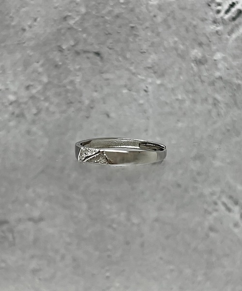 SBG(エスビー)の「SBG シルバー925フリーサイズバリエーションデザインリング(リング・メンズ・B/A/D/C/その他3/その他5/その他11/E/S/T/V/W/その他8/その他10/H/J/O/Q/X/Z/その他6/L/その他4/その他7/その他9/その他12/P/R/Y/F/G/I/その他14/その他15/その他16/その他17/その他18/K/M/N/その他1/その他2/U/その他13/その他19/その他25/その他26/その他27/その他20/その他21/その他23/その他22/その他24/その他30/その他28/その他29・FREE)」の18枚目の写真