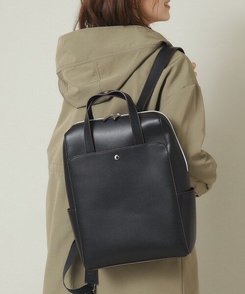 ITS'DEMO（イッツデモ）の「◆【通勤に／A4／PC／6ポケット】かるいかばんリュック（バックパック/リュック・レディース・ベージュ/ブラック/ワインレッド/ライトグレー/パープル・00）」の2枚目の写真