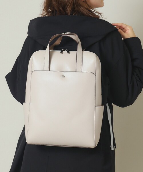 ITS'DEMO（イッツデモ）の「◆【通勤に／A4／PC／6ポケット】かるいかばんリュック（バックパック/リュック・レディース・ベージュ/ブラック/ワインレッド/ライトグレー/パープル・00）」の7枚目の写真