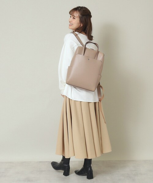ITS'DEMO（イッツデモ）の「◆【通勤に／A4／PC／6ポケット】かるいかばんリュック（バックパック/リュック・レディース・ベージュ/ブラック/ワインレッド/ライトグレー/パープル・00）」の17枚目の写真