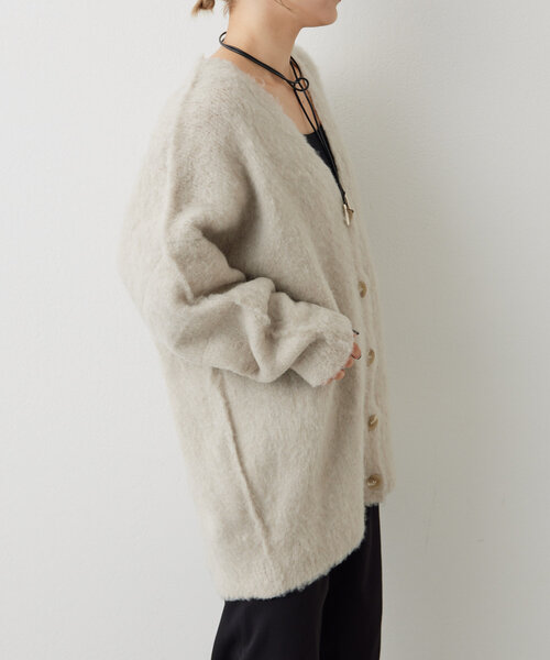 ear PAPILLONNER（イアパピヨネ）の「シャギーニットカーディガン【SUM1 STYLE(スミスタイル)】（カーディガン/ボレロ・レディース・ホワイト/ブルー系その他/グレー・FREE）」の6枚目の写真