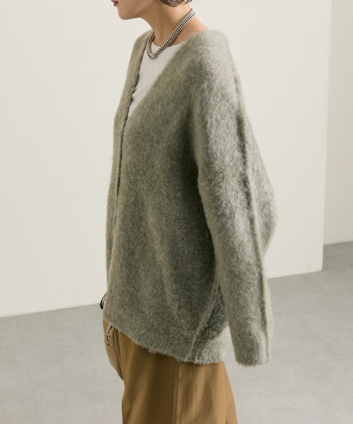 ear PAPILLONNER（イアパピヨネ）の「シャギーニットカーディガン【SUM1 STYLE(スミスタイル)】（カーディガン/ボレロ・レディース・ホワイト/ブルー系その他/グレー・FREE）」の20枚目の写真