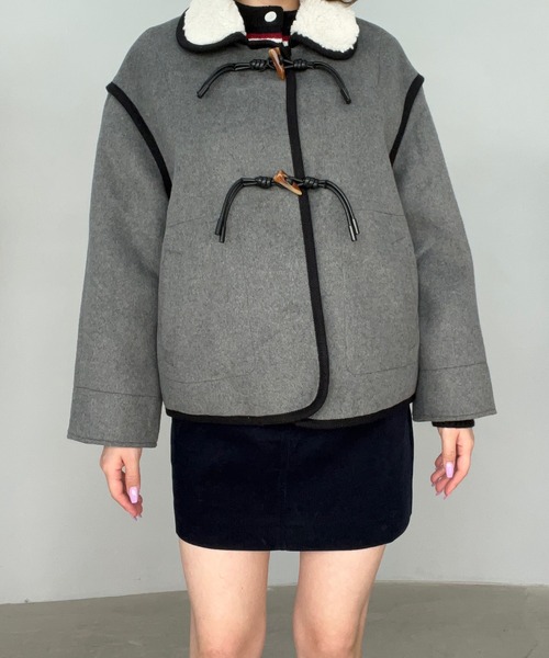 Fano Studios（ファノ ストゥディオズ）の「ウール混 ボアカラー パイピング ハーフコート FD24W283【Fano Studios】（その他アウター・レディース・グレー・S/M/L）」の16枚目の写真