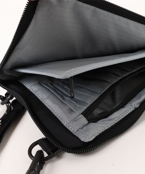 チチカカ(チチカカ)の「グラフィカルスマホショルダーポーチ(ショルダーバッグ・レディース・ベージュ/ピンク/ブラック・FREE)」の7枚目の写真