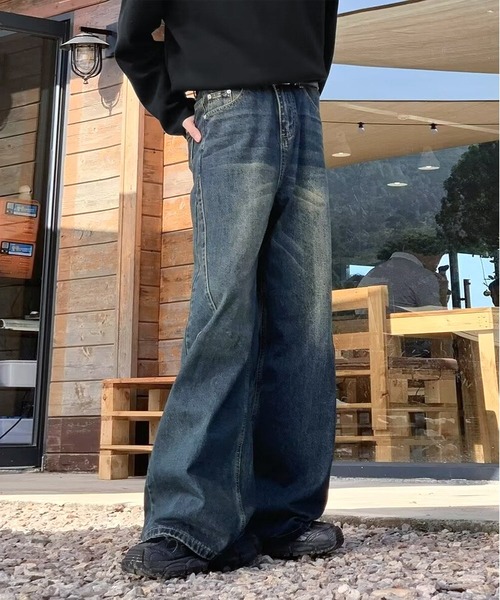 JOHNNY WOLF（ジョニーウルフ）の「ALDEBARAN ヴィンテージライク ワイドストレート デニムパンツ（デニムパンツ・メンズ・ブルー/ブラック・M/L/XL）」の5枚目の写真